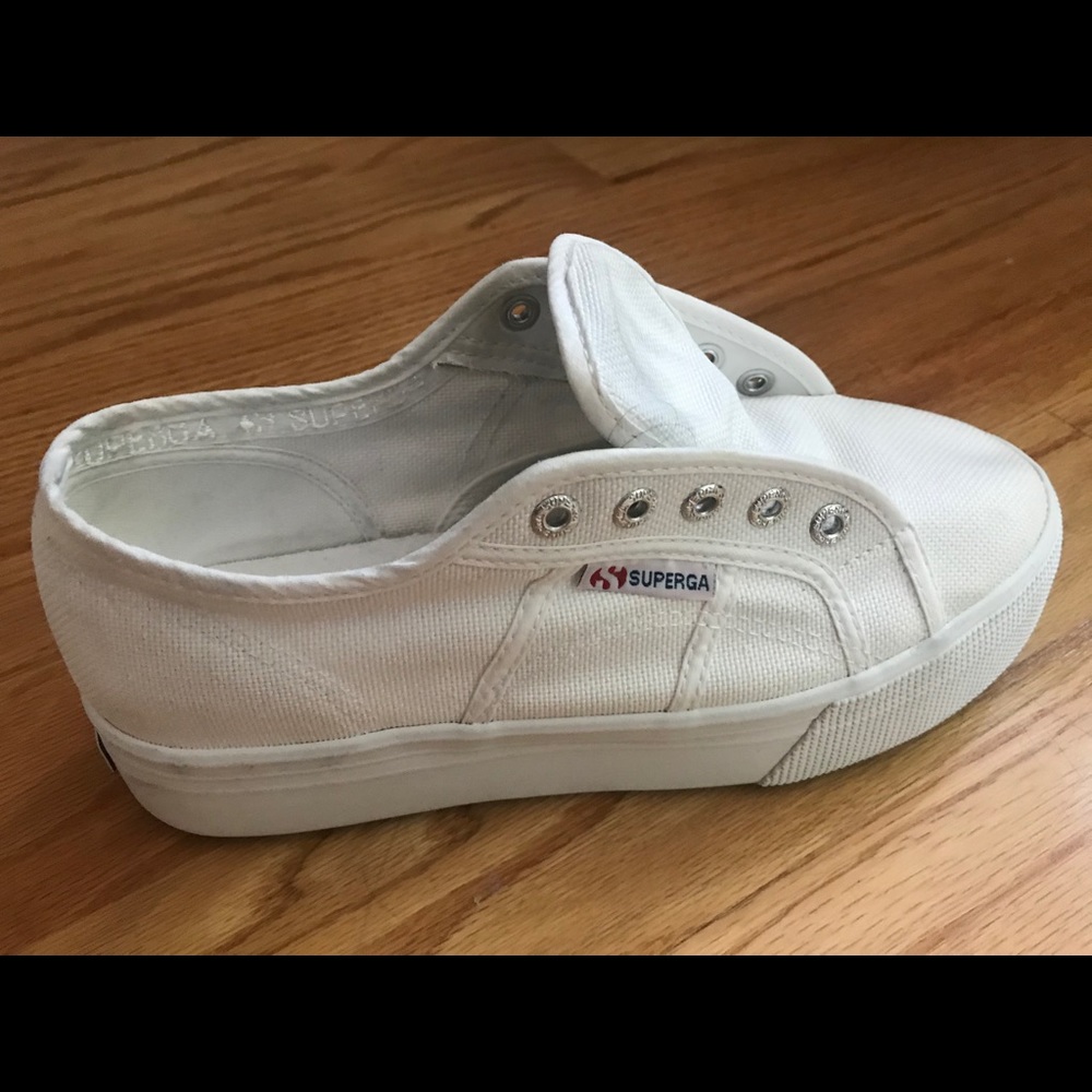 Ayooo white Superga platform sneaker checkkkk - Picture 4 of 4